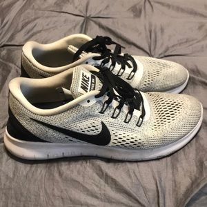 Nike Free RN shoes size 9